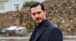 Çağatay Ulusoy, çifte vatandaş oldu. Dizisi sezon finali yapınca soluğu komşuda alan ünlü oyuncu komşudan vatandaşlık aldı