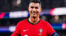 Cristiano Ronaldo yeni sözleşmeye imza atıyor