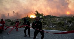 Ciğerlerimiz yanıyor! İzmir'in 2 ilçesinde orman yangını! Ödemiş'te 3 kişi hayatını kaybetti