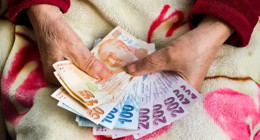 Milyonlarca emekli bekliyordu! Maaş farklarının yatacağı tarih belli oldu
