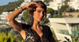Mavi bikinisiyle pozlar verdi! Ortalığı kasıp kavurdu