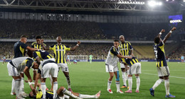 Fenerbahçe, Feyenoord'u Kadıköy'e farklı yendi! Şampiyonlar Ligi'nde turladı