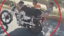 Motosikleti üzerine yatarak sürmüştü, yediği ceza motosikletin parasını geçti