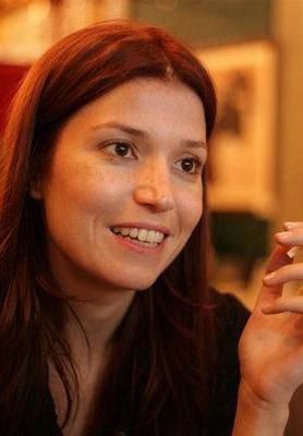 Elçin Sangu’lu vampir dizisi 'Yaşamayanlar'ın kadrosuna hangi ünlü oyuncu katıldı?