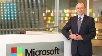 Microsoft Türkiye'de genel müdür koltuğuna kim oturdu?