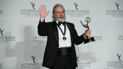 Uluslararası Emmy Ödülleri'nde 'En İyi Erkek Oyuncu' Haluk Bilginer!