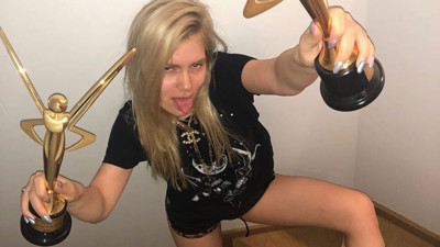 Aleyna Tilki, adının ödül listesinden çıkarılmasına sert tepki gösterdi