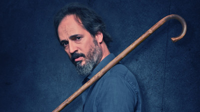 Sıra dışı doktor: Hekimoğlu!