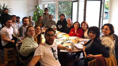 Asuman Dabak Tutunamayanlar dizisine katıldı