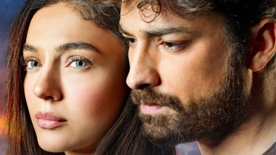 Zümrüdüanka dizisinin afişi görücüye çıktı!