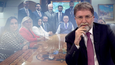 Ahmet Hakan o fotoğrafta nasıl kayboldu?