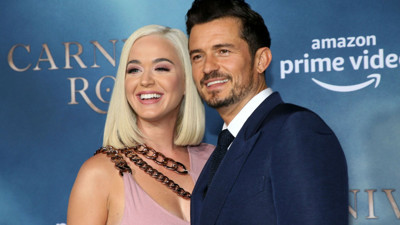 Katy Perry anne oluyor!