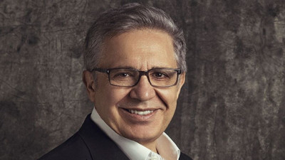 Zülfü Livaneli coronavirüse mi yakalandı?