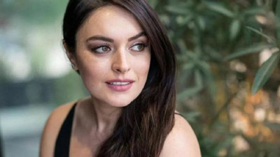 Ünlü oyuncu kiracılarından para almayacak