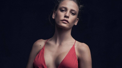 Serenay Sarıkaya ile ilgili bomba iddia! Sevilen dizinin kadrosuna mı katılıyor?