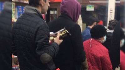 Luppo alan adam fotoğrafının altından dram çıktı!