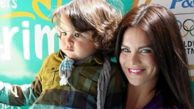 Ebru Şallı oğlu Pars Tan'ı toprağa verdi!