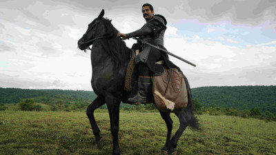 Kuruluş Osman sürpriz finaliyle seyirciyi ekrana kilitledi!