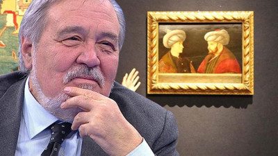 Milyonluk tabloda Fatih Sultan Mehmet'in karşısındaki genç kim?