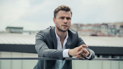 Başrolünde yer aldığı Baba dizisi final kararı alan ünlü oyuncu Tolga Sarıtaş'tan flaş karar! Hayranları çok üzülecek