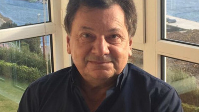 Vedat Milor’dan yeni tartışma: Hünkârbeğendi mi tavuk şnitzel mi?