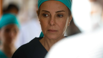 Zuhal Olcay Alev Alev'le ekrana dönüyor!