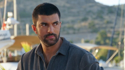 Engin Akyürek hangi bomba projeyle dönüyor?