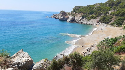 Kamu kurumlarına ait Ege ve Akdeniz sahillerinde bulunan çok sayıda arazi ve tesis için özelleştirme kararı çıktı...