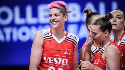 Cübbeli Ahmet, Ebrar Karakurt'u hedef aldı