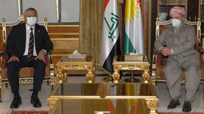 CHP'li heyet Erbil'de KDP Genel Başkanı Mesud Barzani ile bir araya geldi