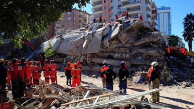 Rıza Bey Apartmanı davasında ara karar açıklandı... 6.6'lık İzmir depreminde 36 kişiye mezar olmuştu