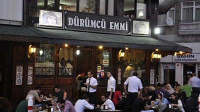 Kadıköy’deki Dürümcü Emmi’nin sahibi 8 bin 400 lira maaşla garson bulamadığını iddia etti