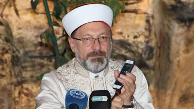 Cumhurbaşkanı Erdoğan, Diyanet'in programına telefonla bağlanarak katılımcılara seslendi