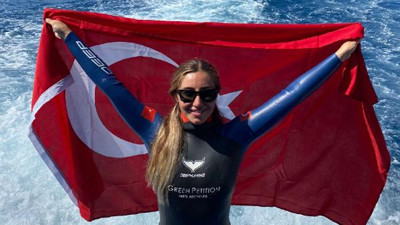 Şahika Ercümen'den iki altın madalya