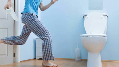 Dikkat! İdrarınızı kaçırıyorsanız sebebi sigara olabilir!