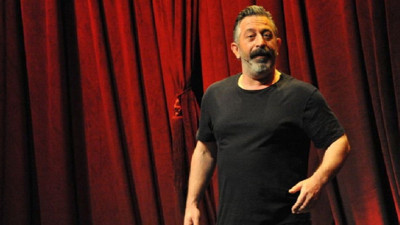 Komedyen Cem Yılmaz da NFT işine girdi