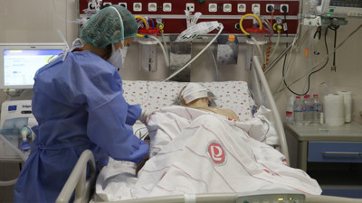 Türk Yoğun Bakım Derneği'nden korkutan koronavirüs salgını açıklaması... Türkiye dünyada 3. sırada!