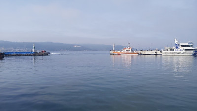 Yoğun sis nedeniyle kapatılan Çanakkale Boğazı yeniden açıldı