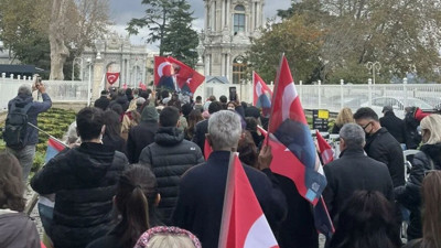Dolmabahçe’de Ata’ya saygı ve minnet