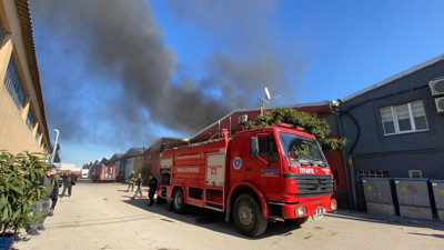 Tekstil fabrikasında yangın çıktı... Saatler süren müdahaleler sonunda söndürüldü