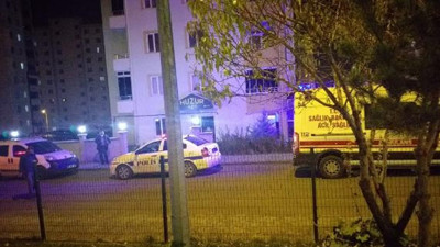 Kan donduran cinayet... 2 çocuk annesi kızını ekmek bıçağı ile öldürdü