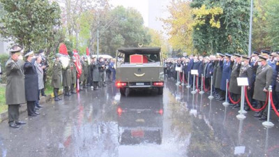 Şırnak'ta Şehit olan Astsubay Üstçavuş Cihan Geçit son yolculuğuna uğurlandı