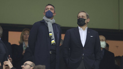 Derbide büyük kavga: İçine ettiniz, defolup gidin