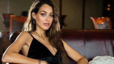 Dilan Çiçek Deniz ile İzlandalı sevgilisi aşka geldi! Sarmaş dolaş pozları beğeni yağmuruna tutuldu!