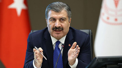 Bakan Koca müjdeyi vermişti... Sağlık çalışanlarına zam Meclis'ten geçti