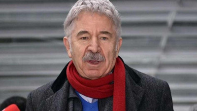 Gazeteci Ali Kırca şok yaşadı. Şehir dışında olan Kırca'nın evine hırsız girdi