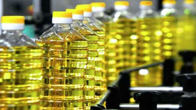 Migros'tan SMS geldi, ayçiçek yağında rekor indirim. Migros 15 Ocak indirimini açıkladı, fiyatlar geçen yıla döndü. 4 Litre Turna ayçiçek yağının fiyatını düşürdü