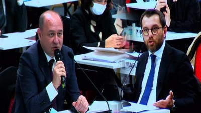 İBB Meclisinde 'Halk Ekmek' tartışması yaşandı. Halk Ekmek büfelerinin önündeki kuyrukların sebebi nedir?