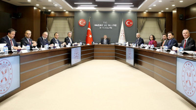 Bakan Nebati'nin TÜSİAD heyeti ile kritik görüşmesi sona erdi! TÜSİAD Başkanı Kaslowski'den görüşme sonrası ilk açıklama:  Finansman kaynakları bulmakta sorunlar yaşanıyor