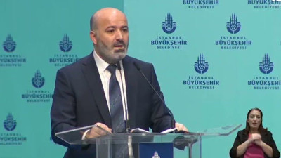 İBB Meclis Üyesi Muhammet Kaynar'ın Bektaşilerle ilgili sözleri tepki çekti. AK Partili Kaynar özür diledi